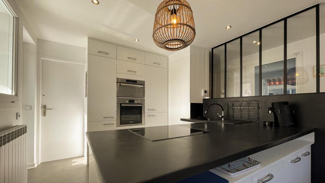 Homey Montaigne - New - A 1 Min A Pied Du Lac D'Annecy - 2 Balcons Prives - Appartement Avec 2 Chambres - Stationnement Gratuit Toute L'Annee Sauf En Ete - Juin A Aout Exterior foto